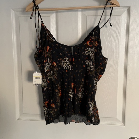 Free People Float Away Plunge Camisole Size Medium NWT - Picture 3 of 6